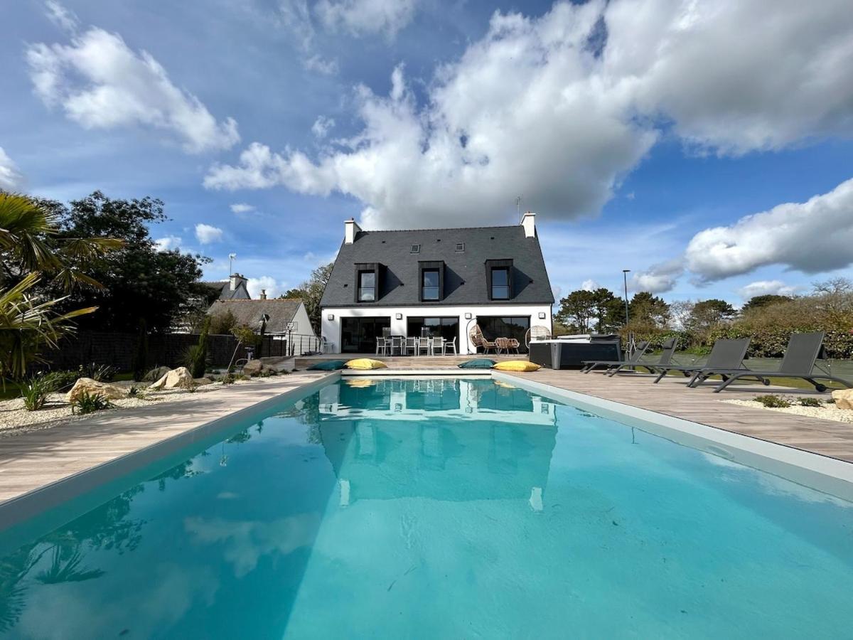 Superbe Villa Tout Confort Avec Piscine Chauffee Er Couverte Et Spa A 2 Pas De La Plage Fouesnant Dış mekan fotoğraf